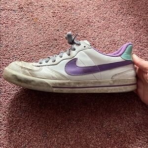Nike Women's Purple and White Casual Sneakers